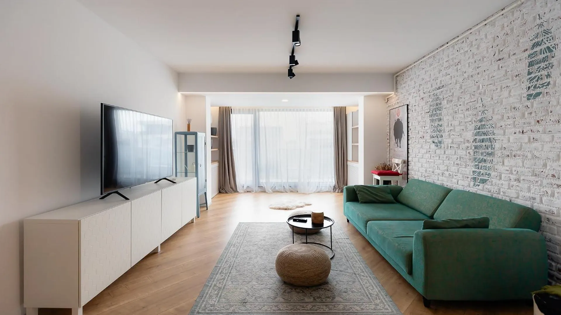 Jade Nest I 1 Bedroom Apartment With Parking Voluntari Romania