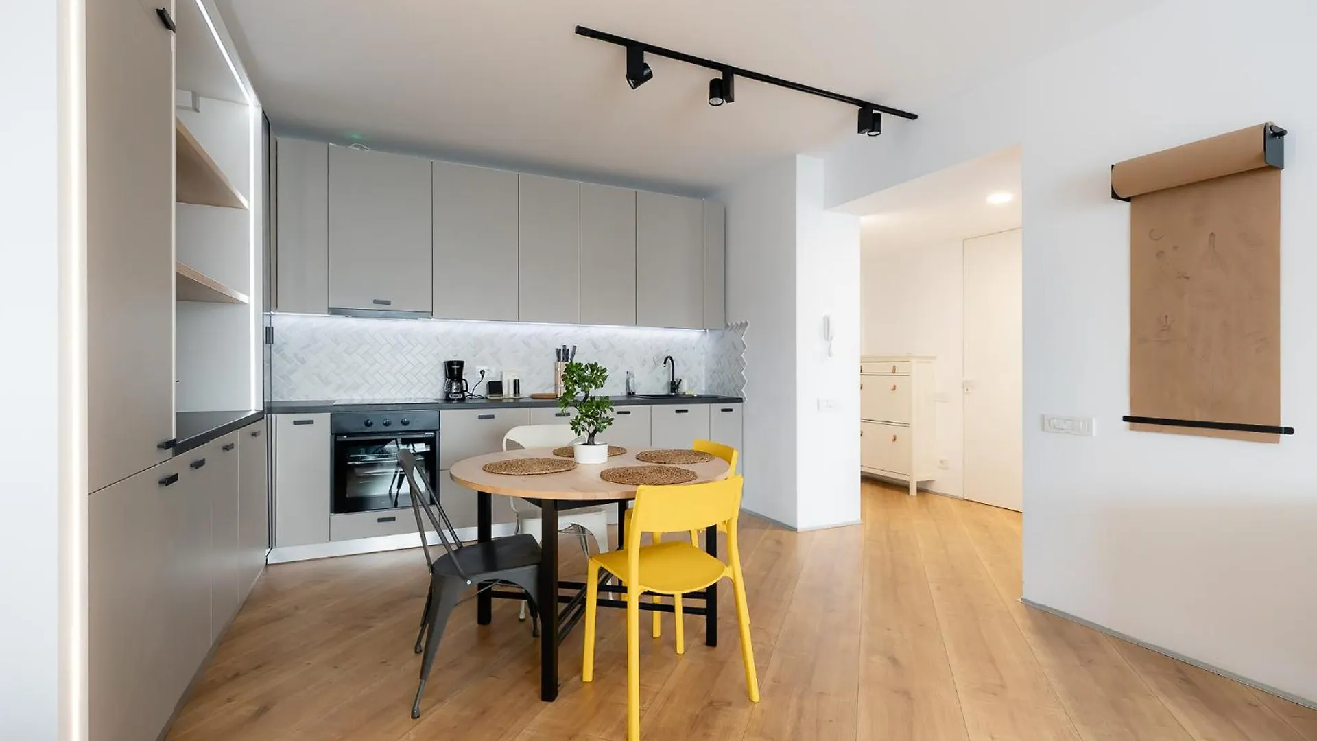Jade Nest I 1 Bedroom Apartment With Parking Voluntari